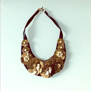 Statement necklace